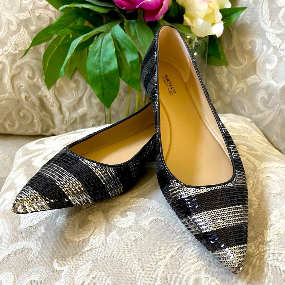 Michael Kors Women Arianna Flats